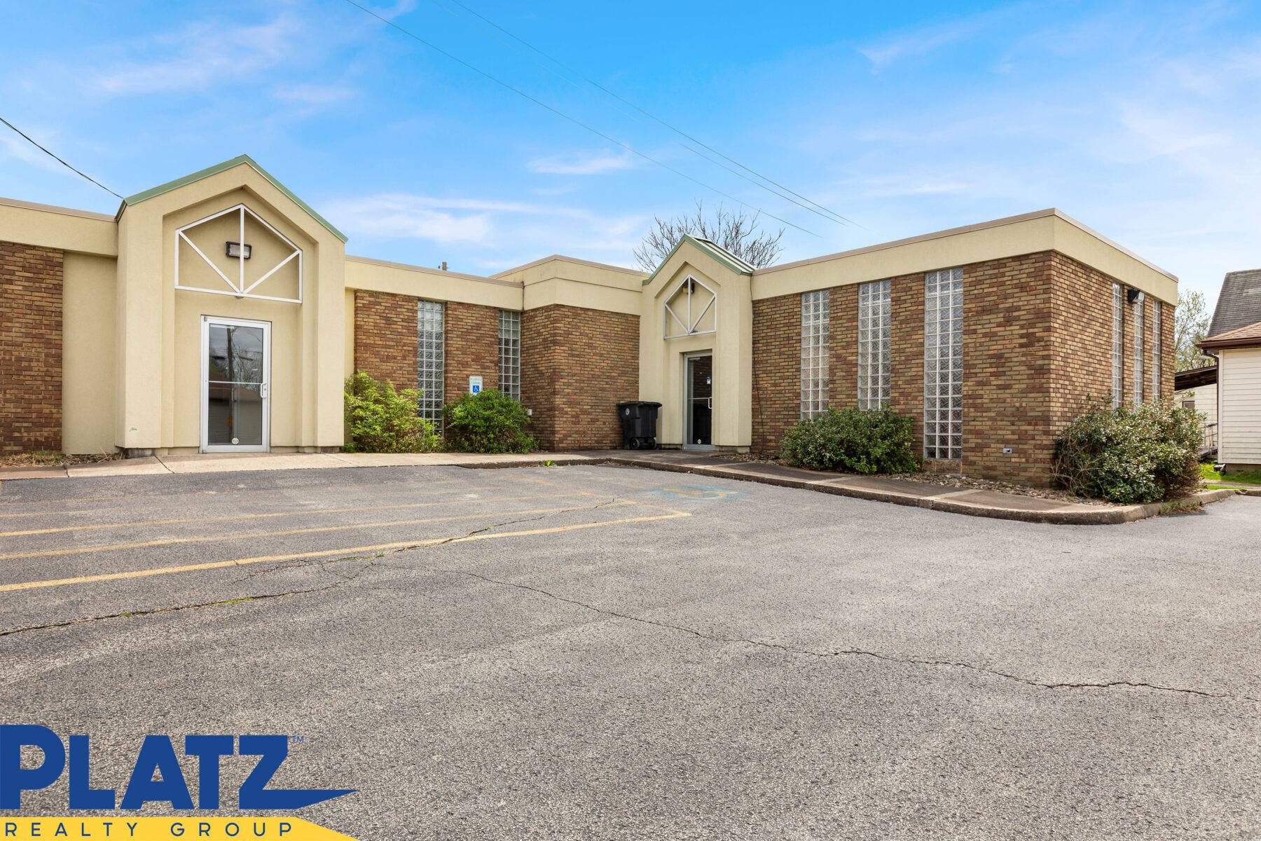 1114 East Market St - Photo 2