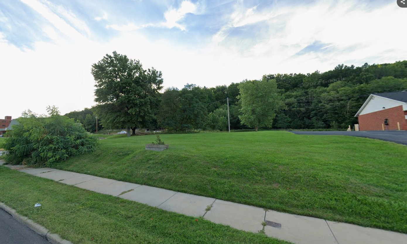 24700 Euclid Ave - Photo 1